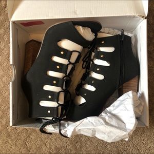 ALDO - Traylia Shoes - BLACK (US 9)